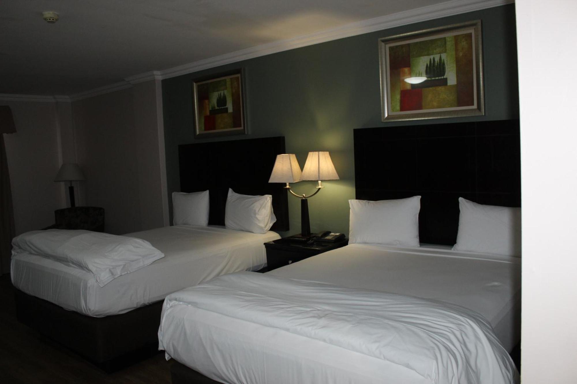 Hampshire Hotel - Балито Екстериор снимка